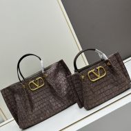 Valentino VLogo Signature Shopping Bag with Studs In Toile Iconographe Raffia Coffee